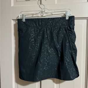 Orvis Women's Black Pull-On Travel Athletic Wear Skort Size Small